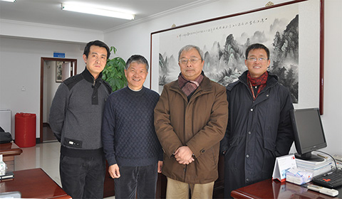 右起南京华源 范祥总经理.jpg